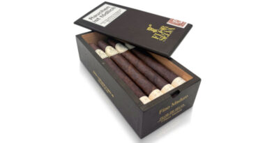 Schlank & Kraftvoll – geht nicht / Geht doch: die ‚Flor de Selva Fino Maduro‘